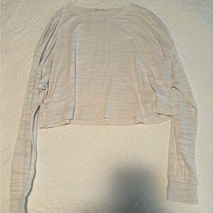 Lululemon Cropped Long Sleeve